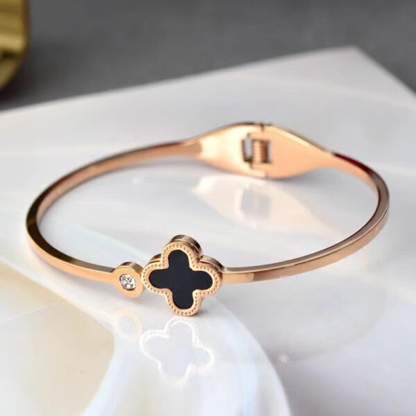 Clover Stainless steel Bracelet